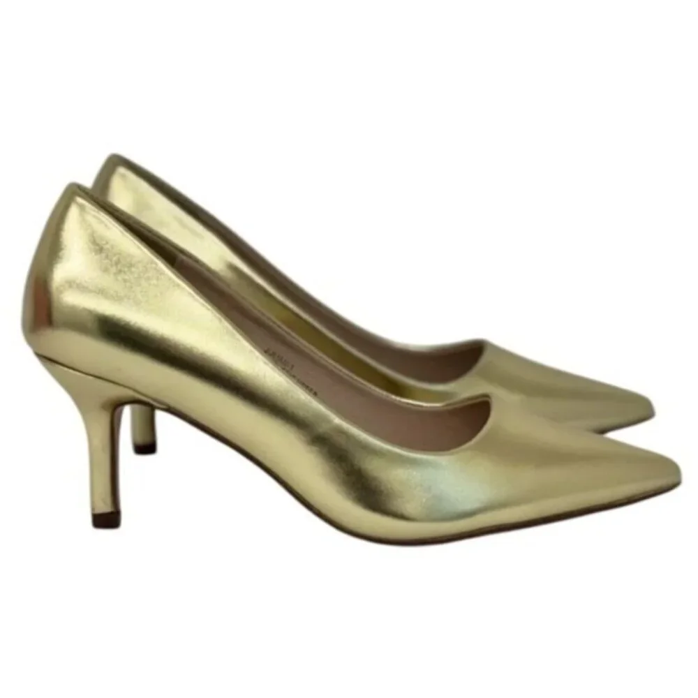 CHASE+CHLOE/ Julian-1/ Gold Metallic / Pointed-Toe Heels With 3-Inch Stiletto